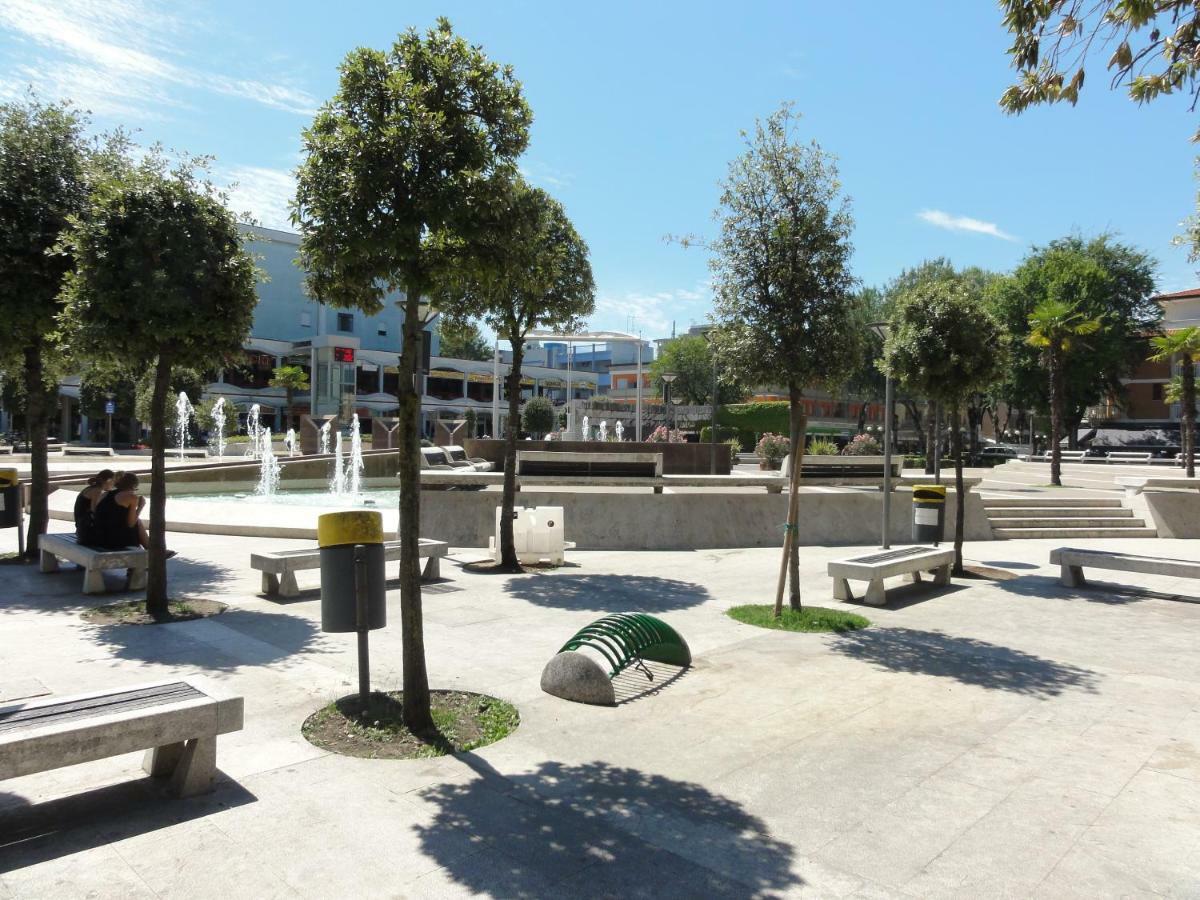 Villa Galasso Bibione Bagian luar foto