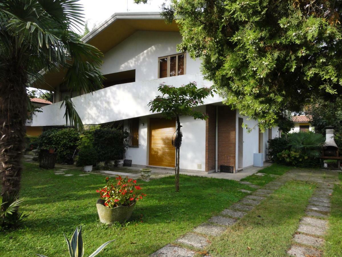 Villa Galasso Bibione Bagian luar foto